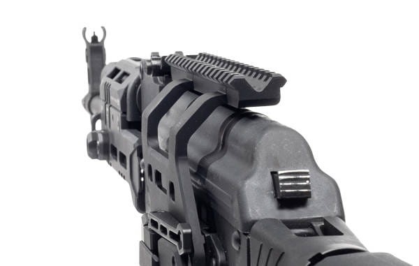 zul_pl_UTG-Boczny-montaz-z-szyna-Picatinny-i-M-LOK-do-AK-QD-Czarny-MT-UAK01-38010_6.jpg