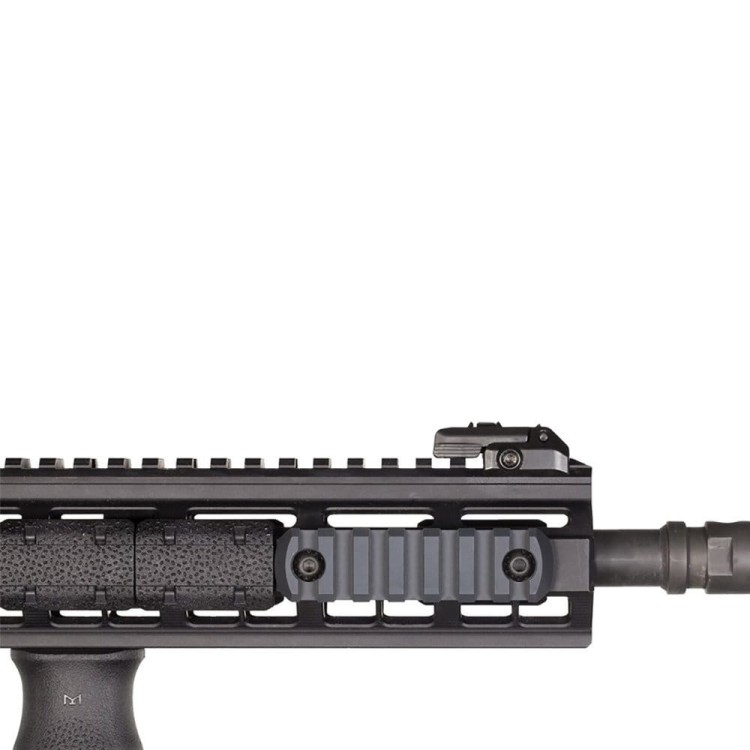 zul_pl_Magpul-Szyna-RIS-M-LOK-Aluminum-Rail-7-bramek-MAG582-BLK-19486_11.jpg