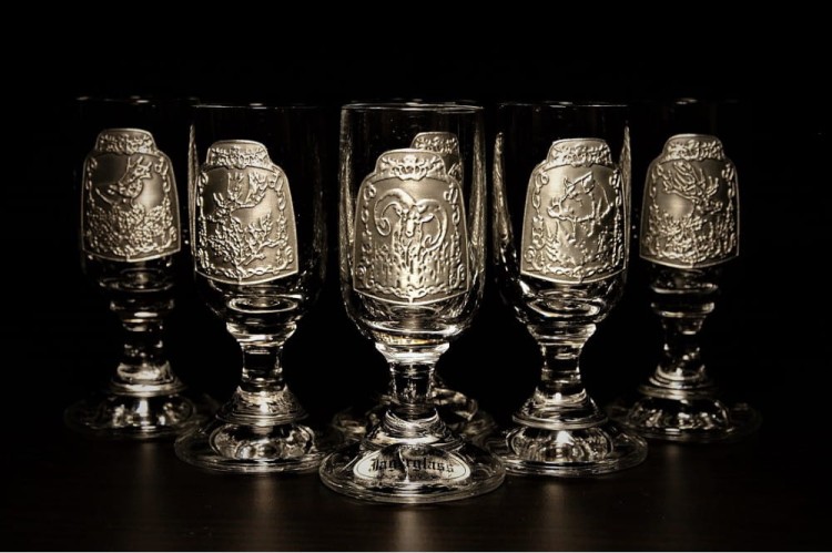 jagerglass98a-1000x666.jpg