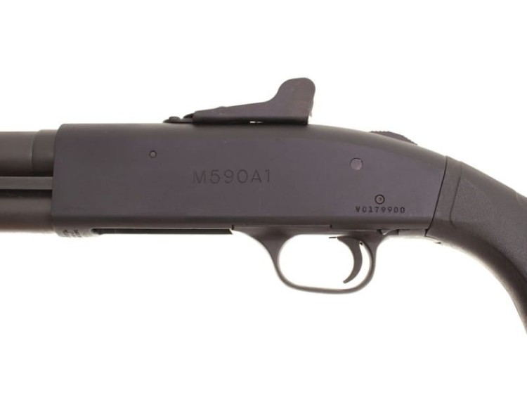 Strzelba-powtarzalna-MOSSBERG-590-A1-kal-12-76-XS-Ghost-Ring-parkeryzowana-07.jpg