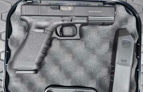 Glock 17-1.jpg