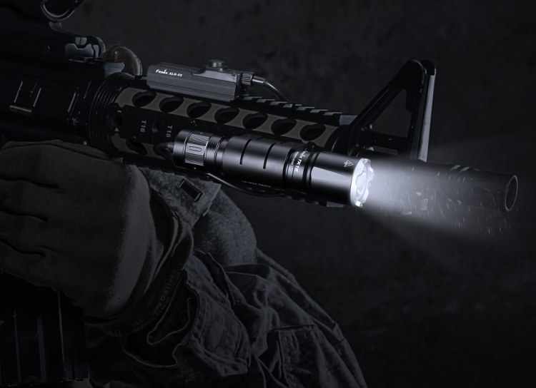 Screenshot 2026-02-05 at 09-35-48 Latarka taktyczna LED Fenix TK16 V2.0 czarna - sklep kolba.pl.png