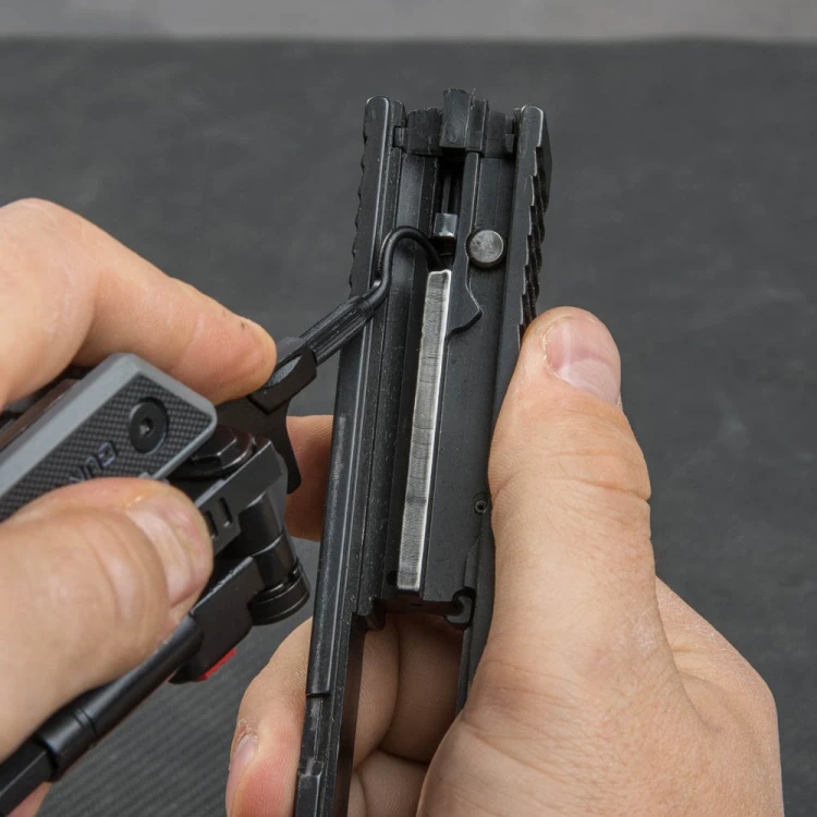pol_pl_Multitool-do-konserwacji-broni-Real-Avid-Gun-Tool-Max-Czarny-AVGTMAX-28089_14.jpg