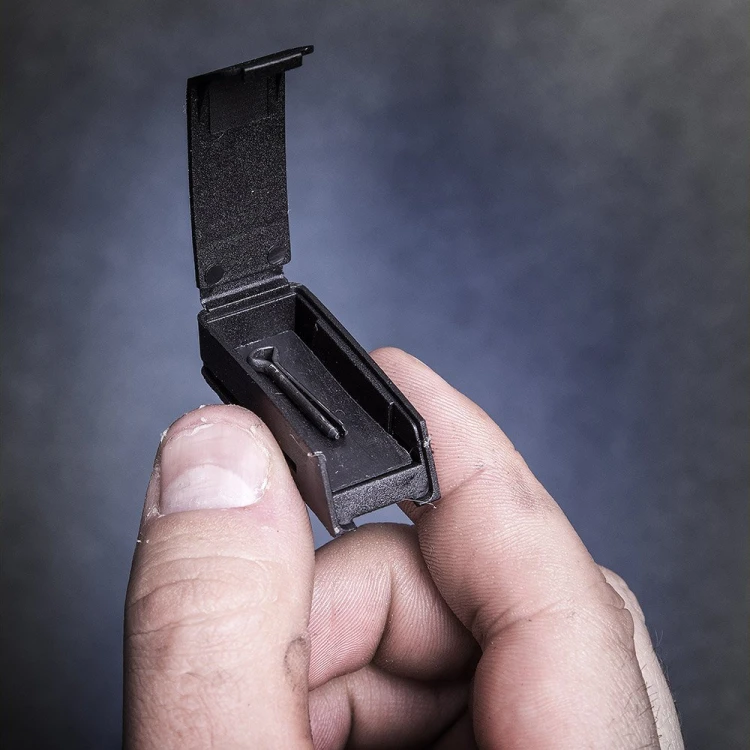 pol_pl_Multitool-do-konserwacji-broni-AR-Real-Avid-Gun-Tool-Pro-AR-15-AVGTPROAR-28091_21.jpg