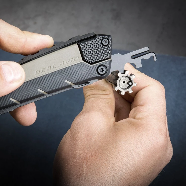 pol_pl_Multitool-do-konserwacji-broni-AR-Real-Avid-Gun-Tool-Pro-AR-15-AVGTPROAR-28091_27.jpg